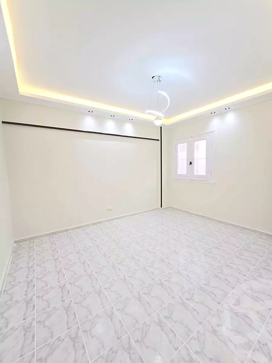 https://aqarmap.com.eg/ar/listing/7030720-for-sale-alexandria-al-agamy-shataa-el-nakheel