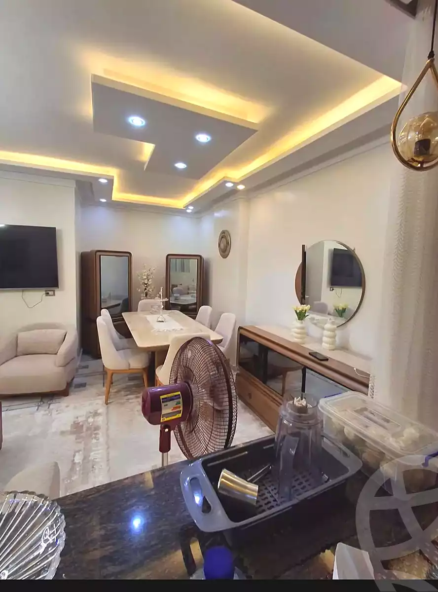 https://aqarmap.com.eg/ar/listing/7030812-for-sale-alexandria-moharram-bey-kanal-al-mahmoudeya-al-bahri-st