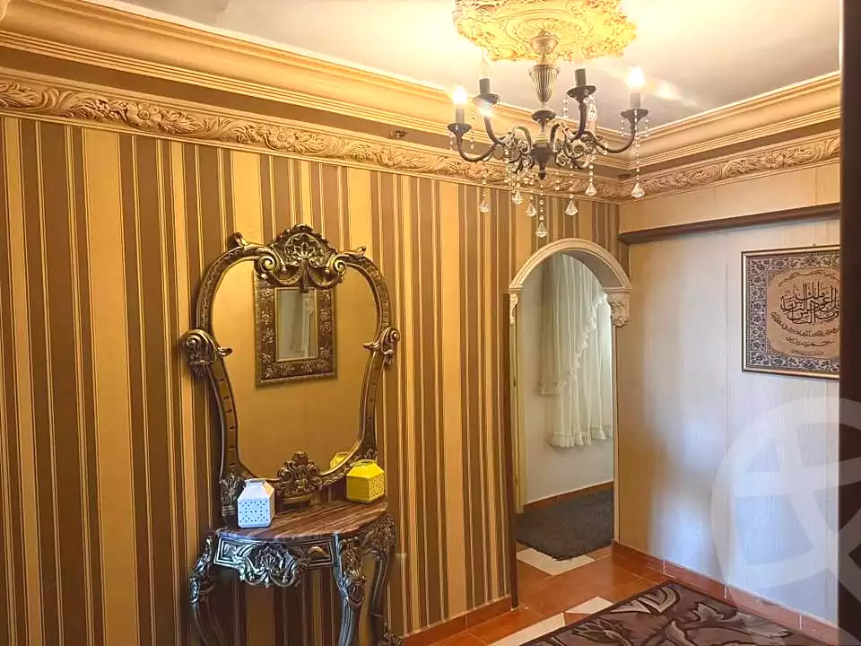 https://aqarmap.com.eg/ar/listing/7030830-for-sale-alexandria-moharram-bey-moharram-bek-st