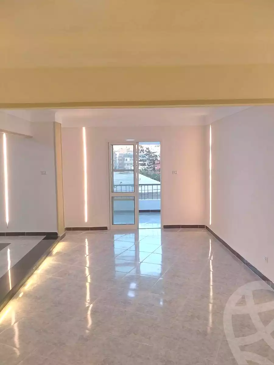 https://aqarmap.com.eg/ar/listing/7031390-for-sale-alexandria-al-agamy-el-hanouvel-al-haded-we-al-soulb-st