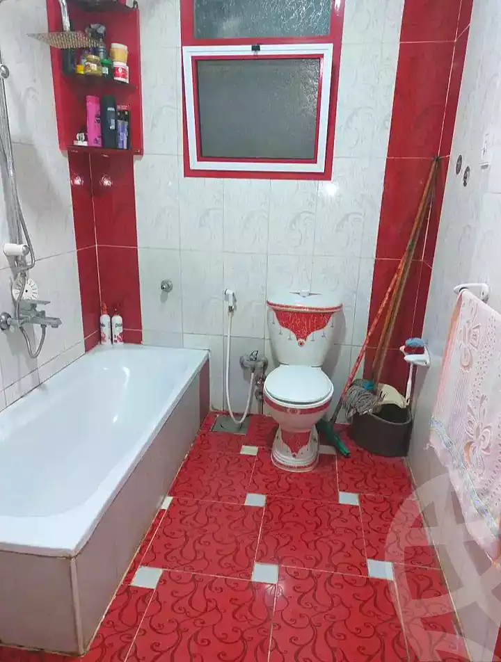 https://aqarmap.com.eg/ar/listing/7031379-for-sale-alexandria-al-agamy-ibrahim-el-aowam-st