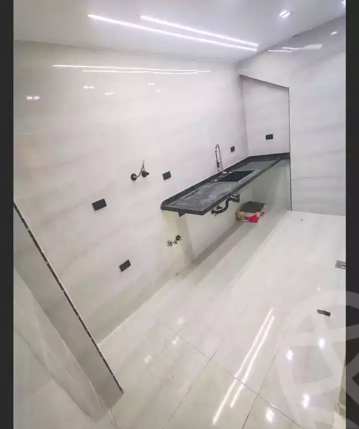 https://aqarmap.com.eg/ar/listing/7031496-for-sale-alexandria-al-agamy-el-hanouvel-trablose-st