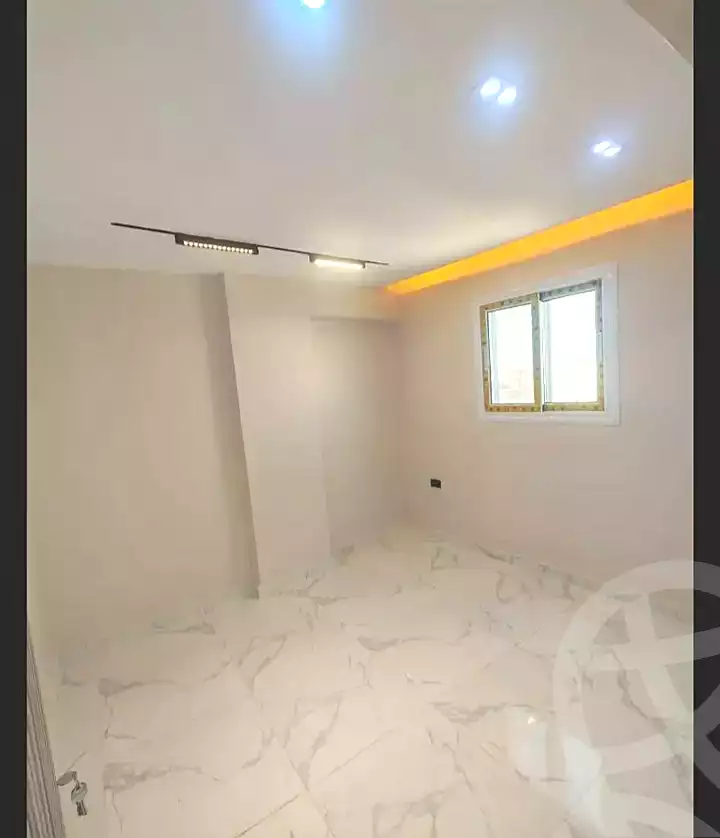 https://aqarmap.com.eg/ar/listing/7031496-for-sale-alexandria-al-agamy-el-hanouvel-trablose-st