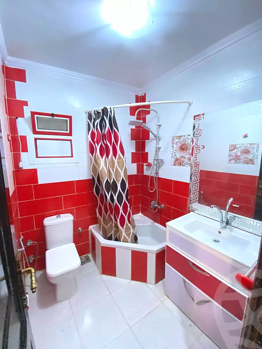 https://aqarmap.com.eg/en/listing/7031512-for-sale-alexandria-al-agamy-lbytsh-mohamed-el-fardi-st