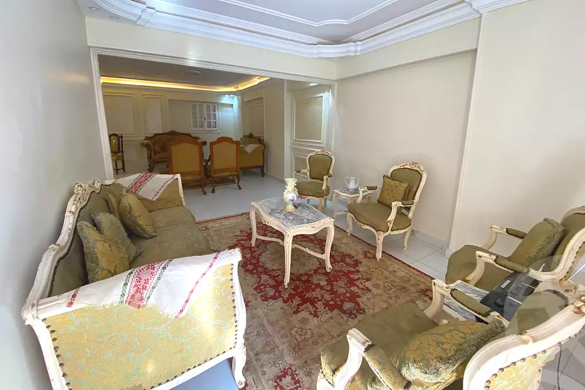https://aqarmap.com.eg/ar/listing/7031631-for-sale-alexandria-ibrahimia-omar-zafan-st