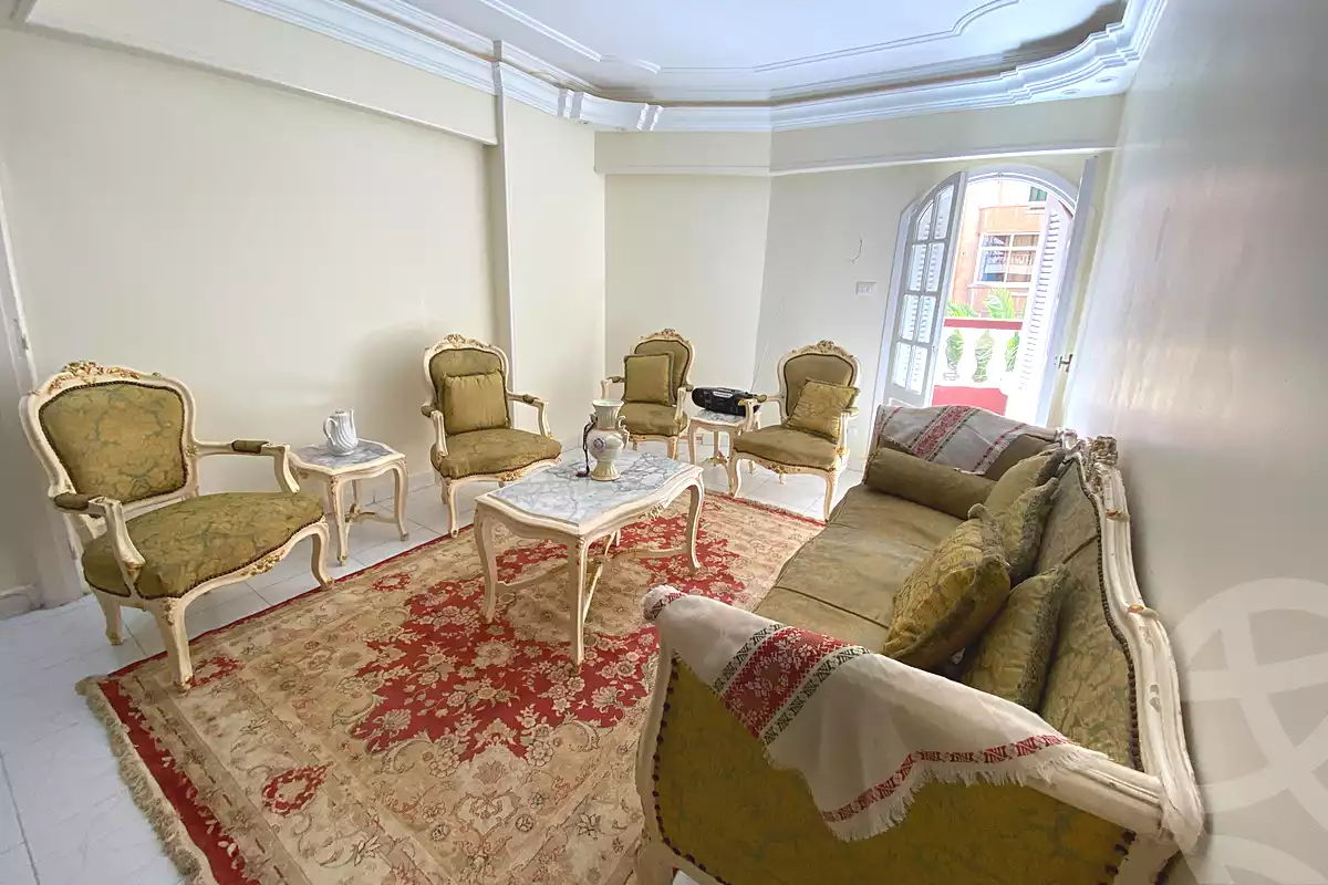 https://aqarmap.com.eg/ar/listing/7031631-for-sale-alexandria-ibrahimia-omar-zafan-st