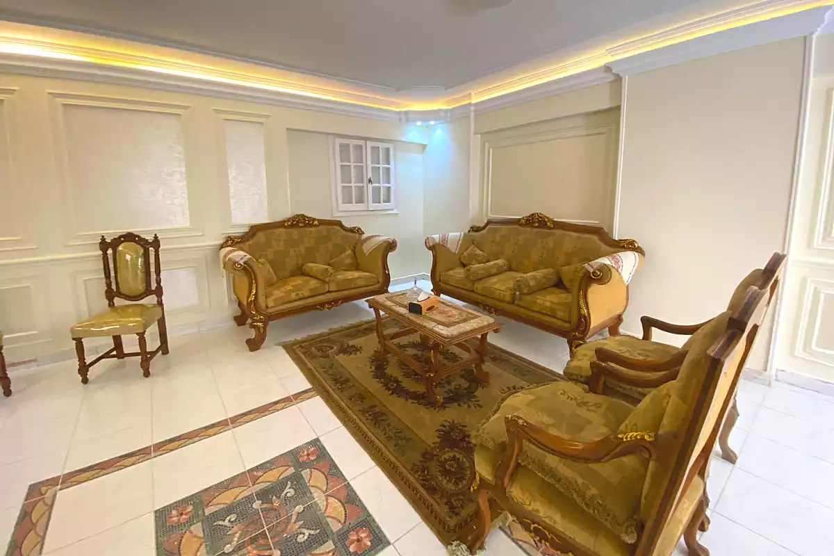 https://aqarmap.com.eg/ar/listing/7031631-for-sale-alexandria-ibrahimia-omar-zafan-st