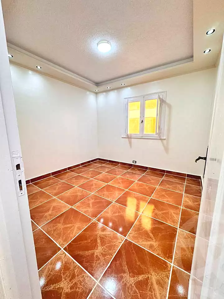 https://aqarmap.com.eg/ar/listing/7032853-for-sale-alexandria-al-agamy-shataa-el-nakheel