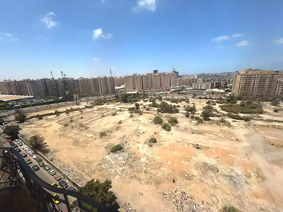 https://aqarmap.com.eg/en/listing/7032882-for-sale-alexandria-smouha-el-nasr-st