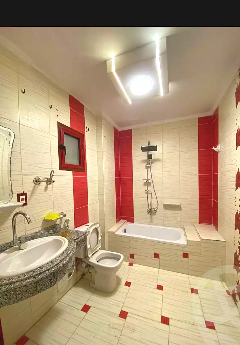 https://aqarmap.com.eg/ar/listing/7033128-for-sale-alexandria-al-agamy-lbytsh-shahr-al-assal-st