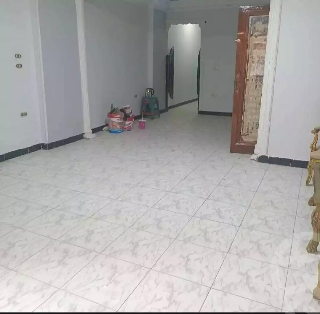 https://aqarmap.com.eg/ar/listing/7033333-for-rent-alexandria-el-asafra-shr-mlk-hfny