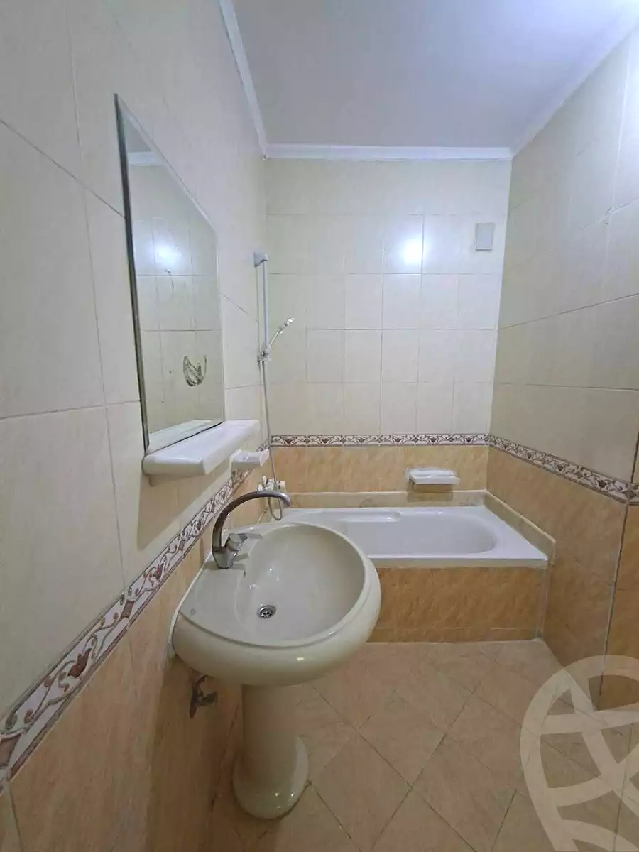 https://aqarmap.com.eg/en/listing/7033370-for-sale-cairo-el-haram-shareaa-el-talateny