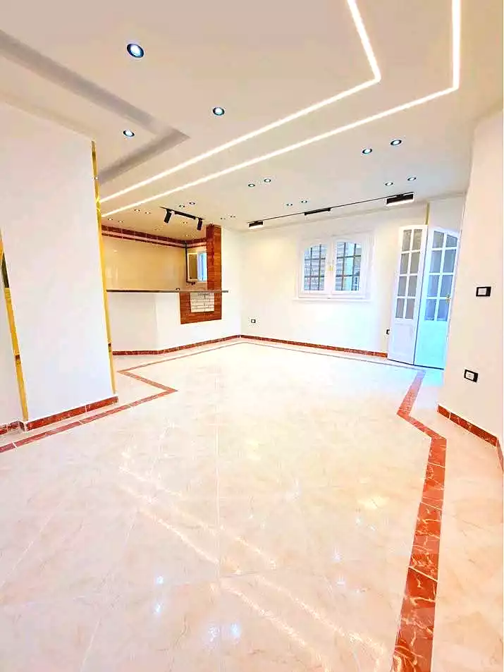 https://aqarmap.com.eg/ar/listing/7033401-for-sale-alexandria-al-agamy-shataa-el-nakheel-street-45