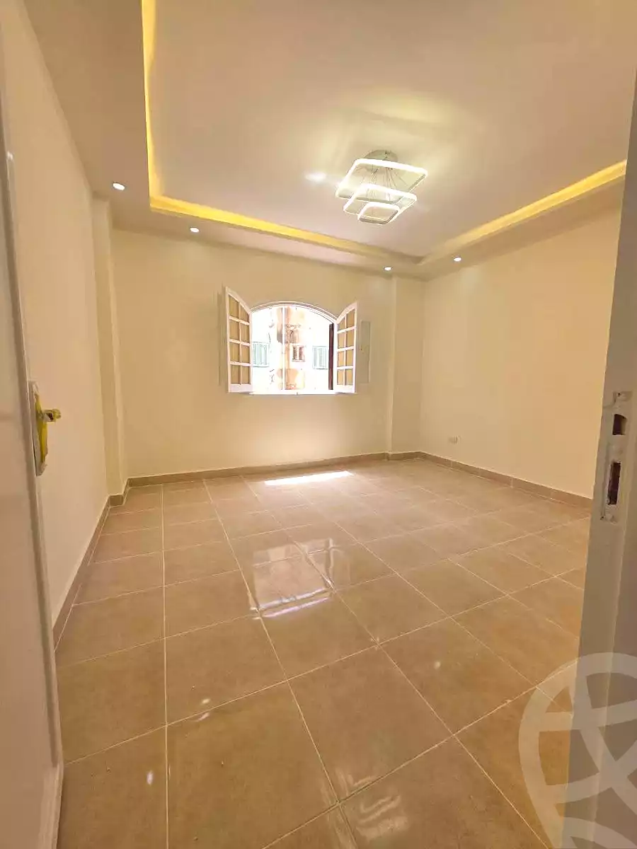 https://aqarmap.com.eg/ar/listing/7033412-for-sale-alexandria-al-agamy-shataa-el-nakheel