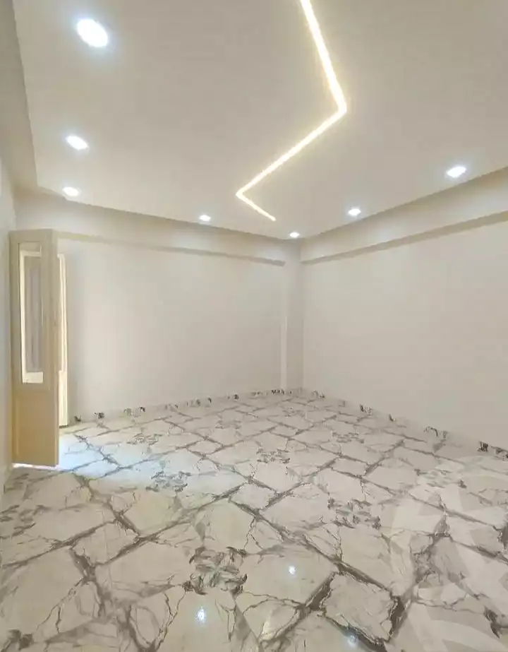 https://aqarmap.com.eg/ar/listing/7033488-for-sale-alexandria-al-agamy-lbytsh-ain-shams-st
