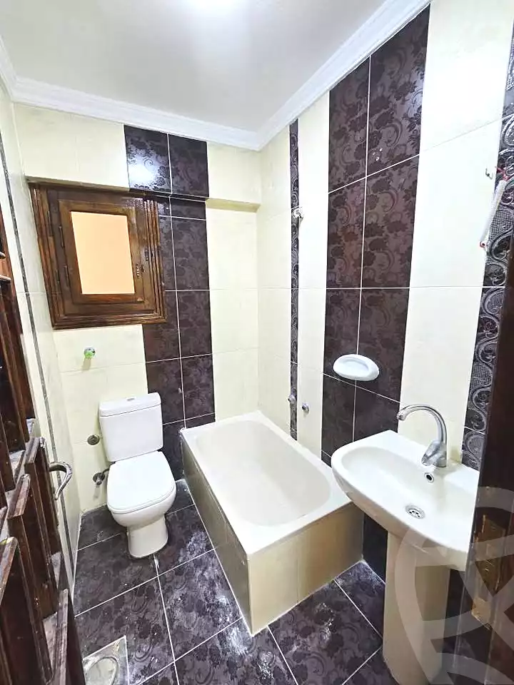 https://aqarmap.com.eg/ar/listing/7033759-for-sale-alexandria-al-agamy-shataa-el-nakheel