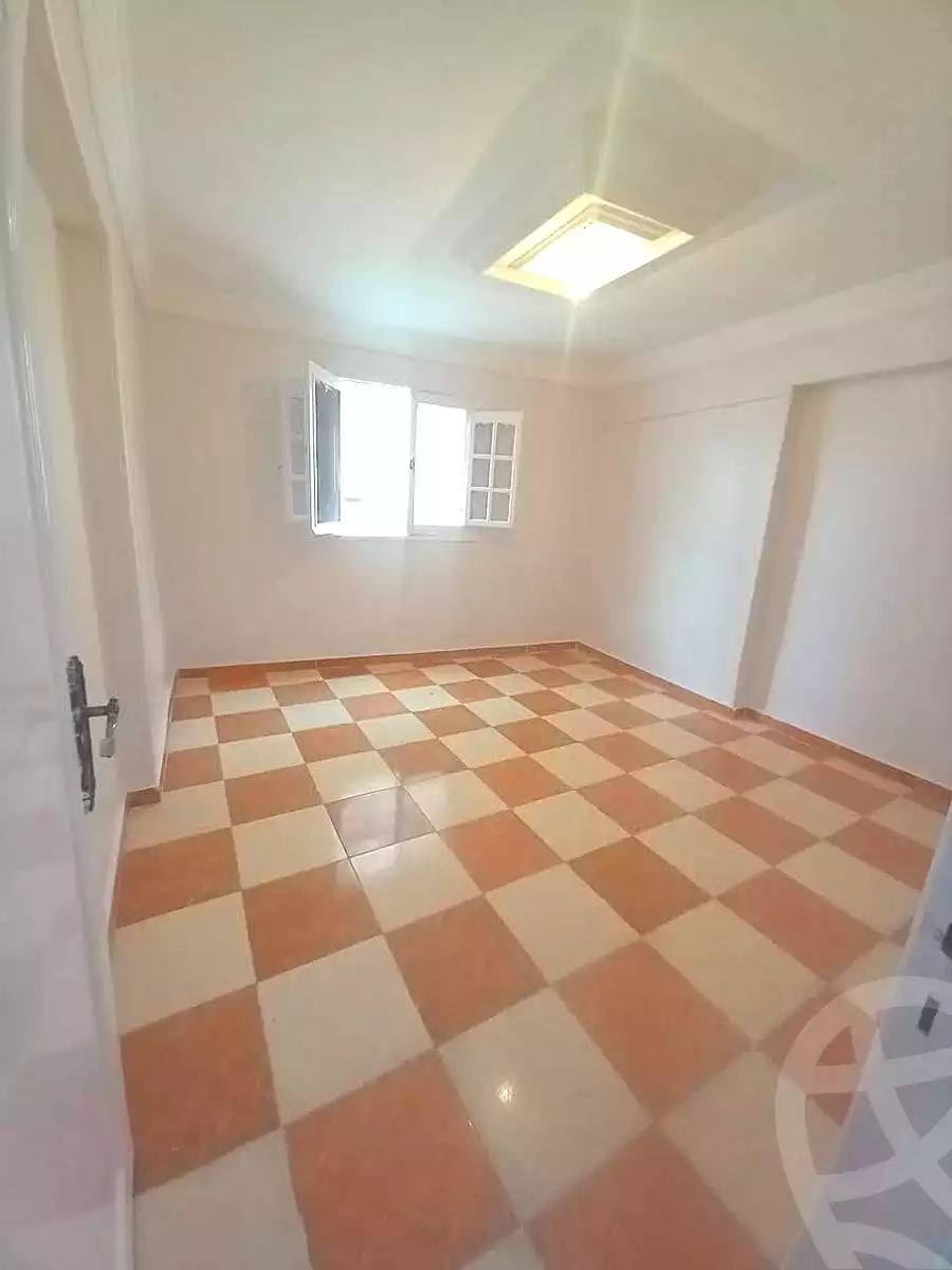https://aqarmap.com.eg/ar/listing/7034175-for-sale-alexandria-miami-shr-jml-bd-lnsr
