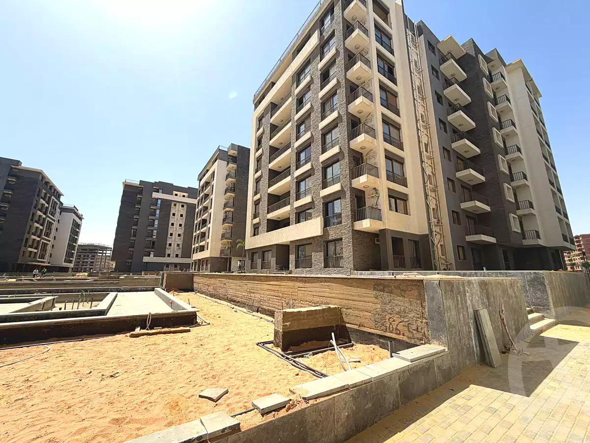 https://aqarmap.com.eg/en/listing/7033982-for-sale-cairo-new-administrative-capital-r7-syn-7
