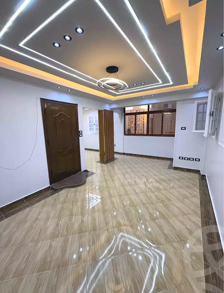 https://aqarmap.com.eg/ar/listing/7034540-for-sale-alexandria-el-asafra-l-sfr-bhry