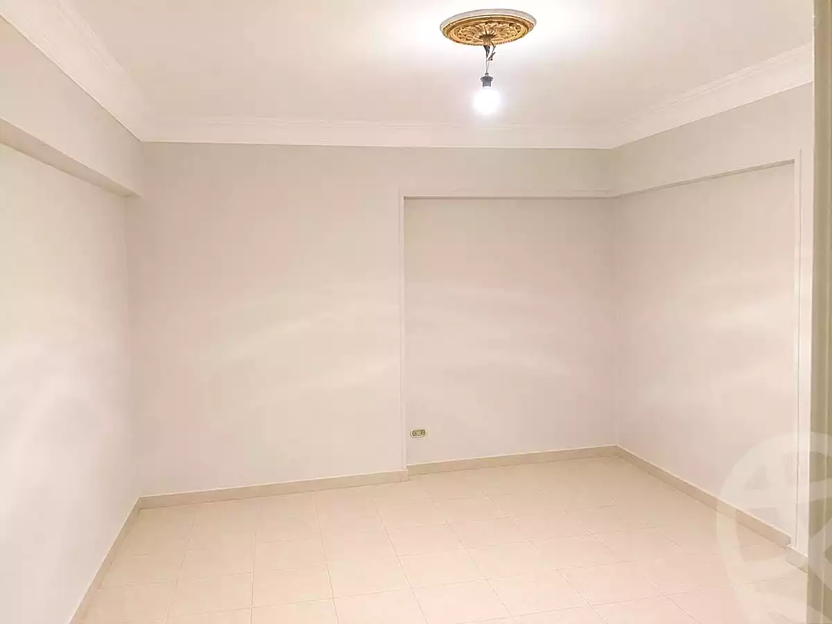 https://aqarmap.com.eg/ar/listing/7034601-for-rent-alexandria-el-asafra-l-sfr-bhry