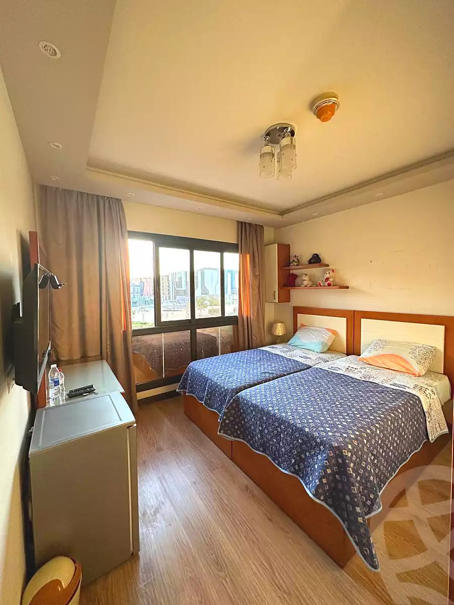 https://aqarmap.com.eg/en/listing/7034591-for-rent-cairo-new-cairo-compounds-nyoum-nyw-kyrw