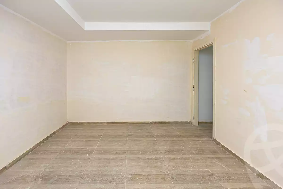 https://aqarmap.com.eg/ar/listing/7034786-for-sale-alexandria-miami-45-street