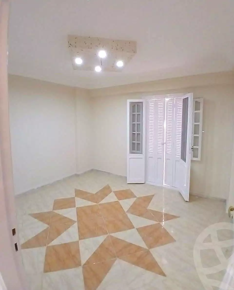 https://aqarmap.com.eg/ar/listing/7034799-for-sale-alexandria-lsywf-el-falki
