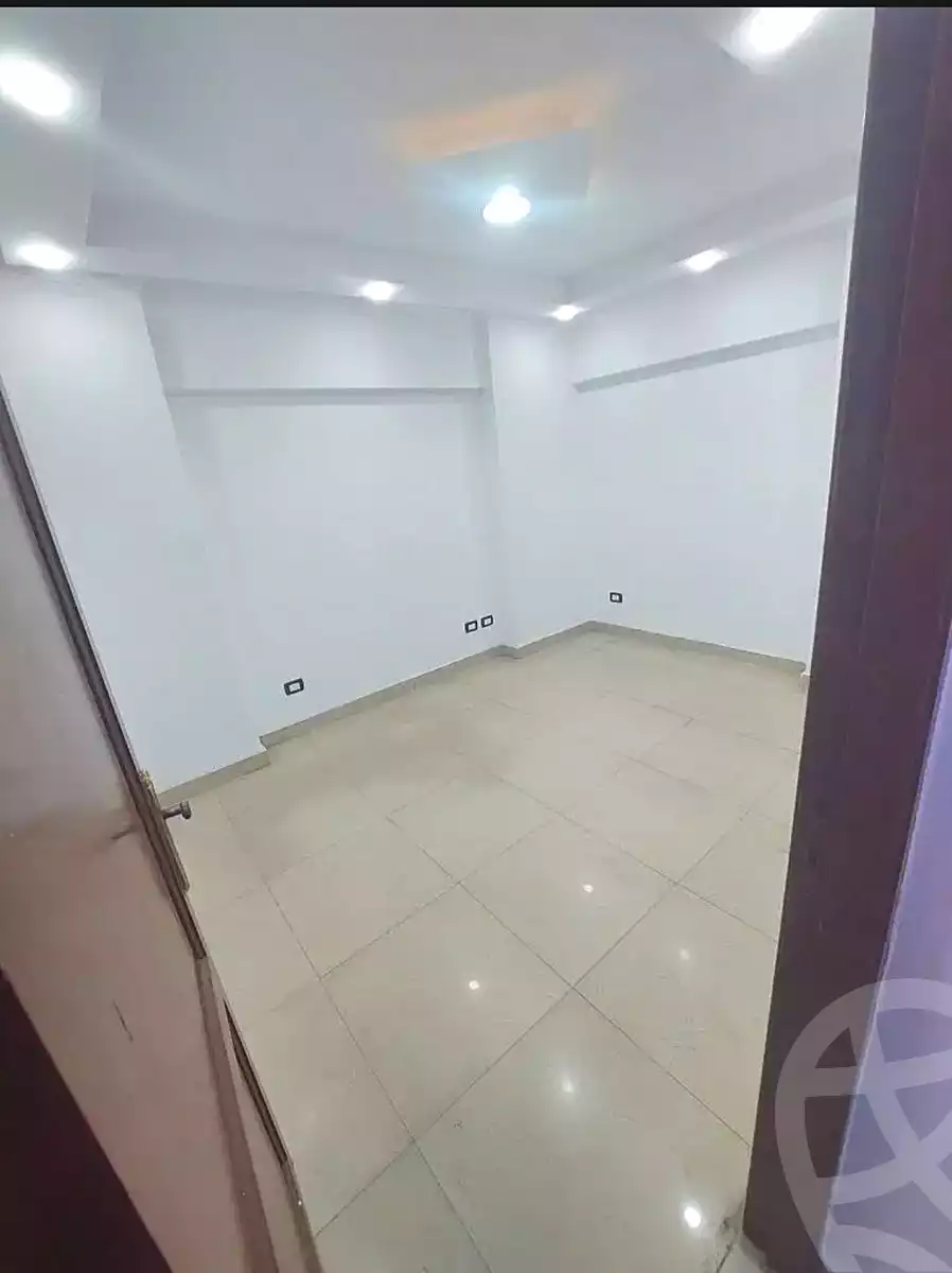 https://aqarmap.com.eg/ar/listing/7034861-for-rent-alexandria-el-mandara-shr-jml-bd-lnsr