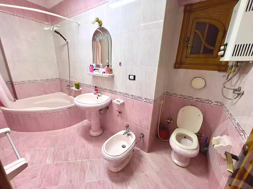 https://aqarmap.com.eg/en/listing/7034943-for-sale-cairo-el-haram-madkor