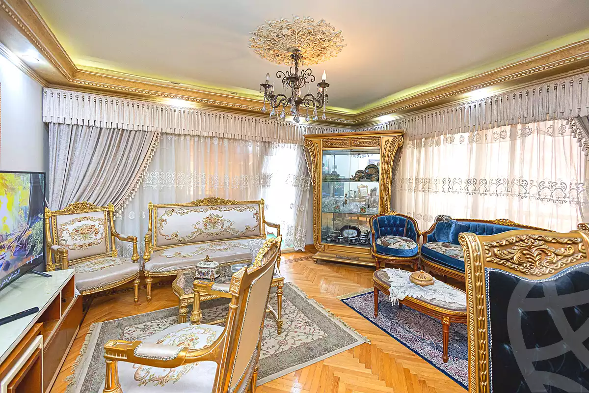 https://aqarmap.com.eg/ar/listing/7034954-for-sale-alexandria-miami-al-shahid-moustafa-al-beshaoi-st