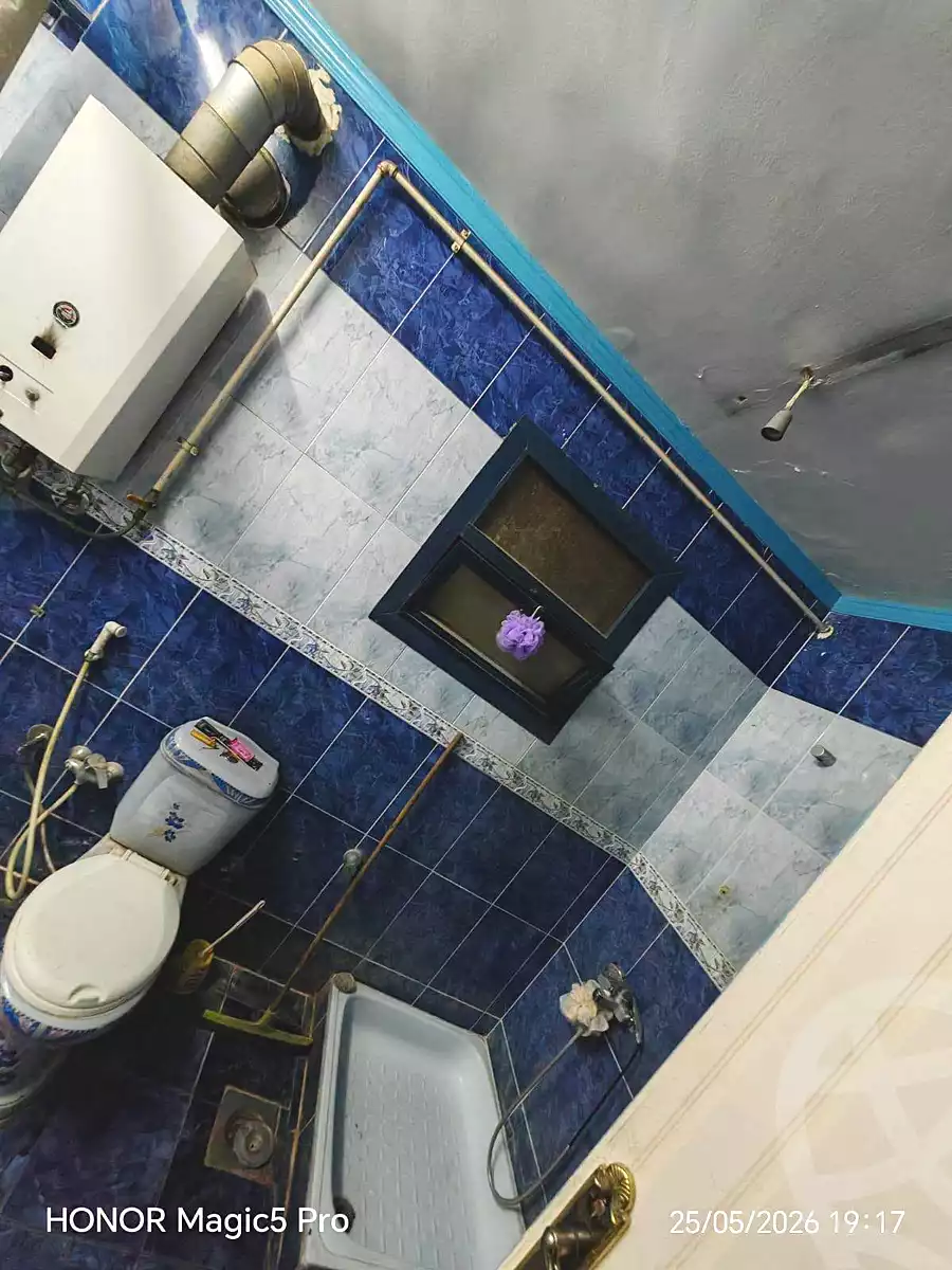 https://aqarmap.com.eg/ar/listing/7035185-for-sale-cairo-helwan-helwan-el-sharkeya-borhan-st