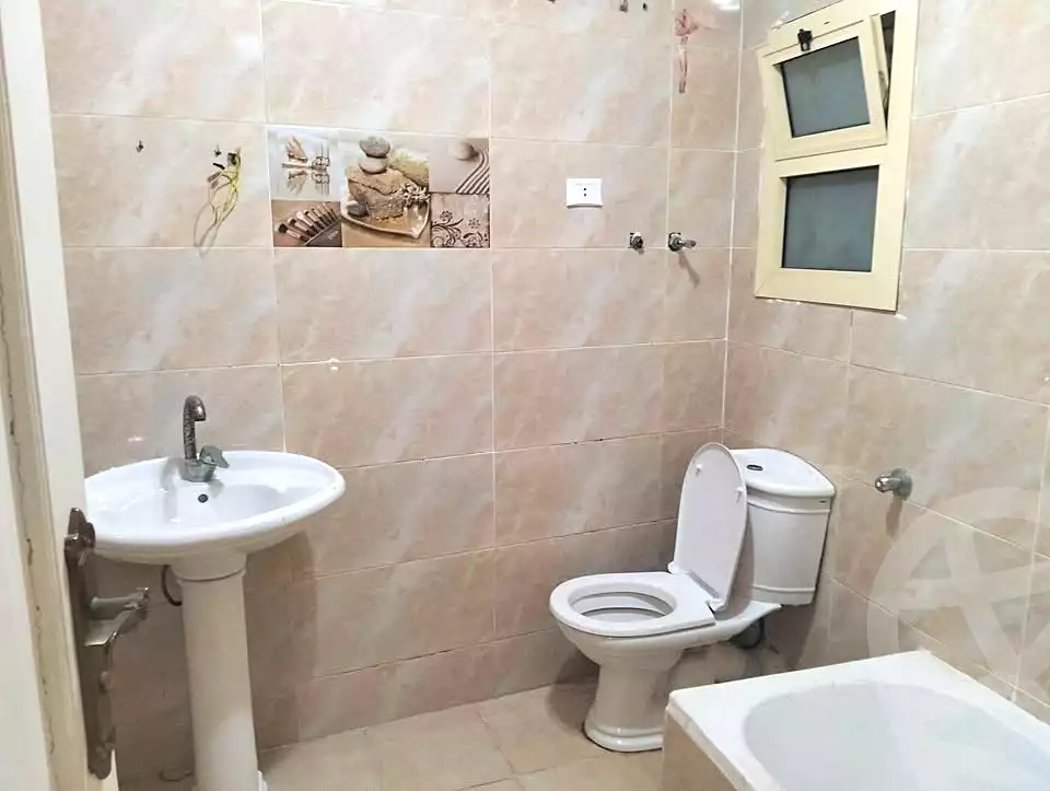 https://aqarmap.com.eg/ar/listing/7035196-for-rent-alexandria-al-agamy-shataa-el-nakheel