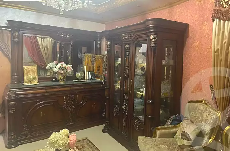 https://aqarmap.com.eg/ar/listing/7035236-for-sale-cairo-manial-manial-st