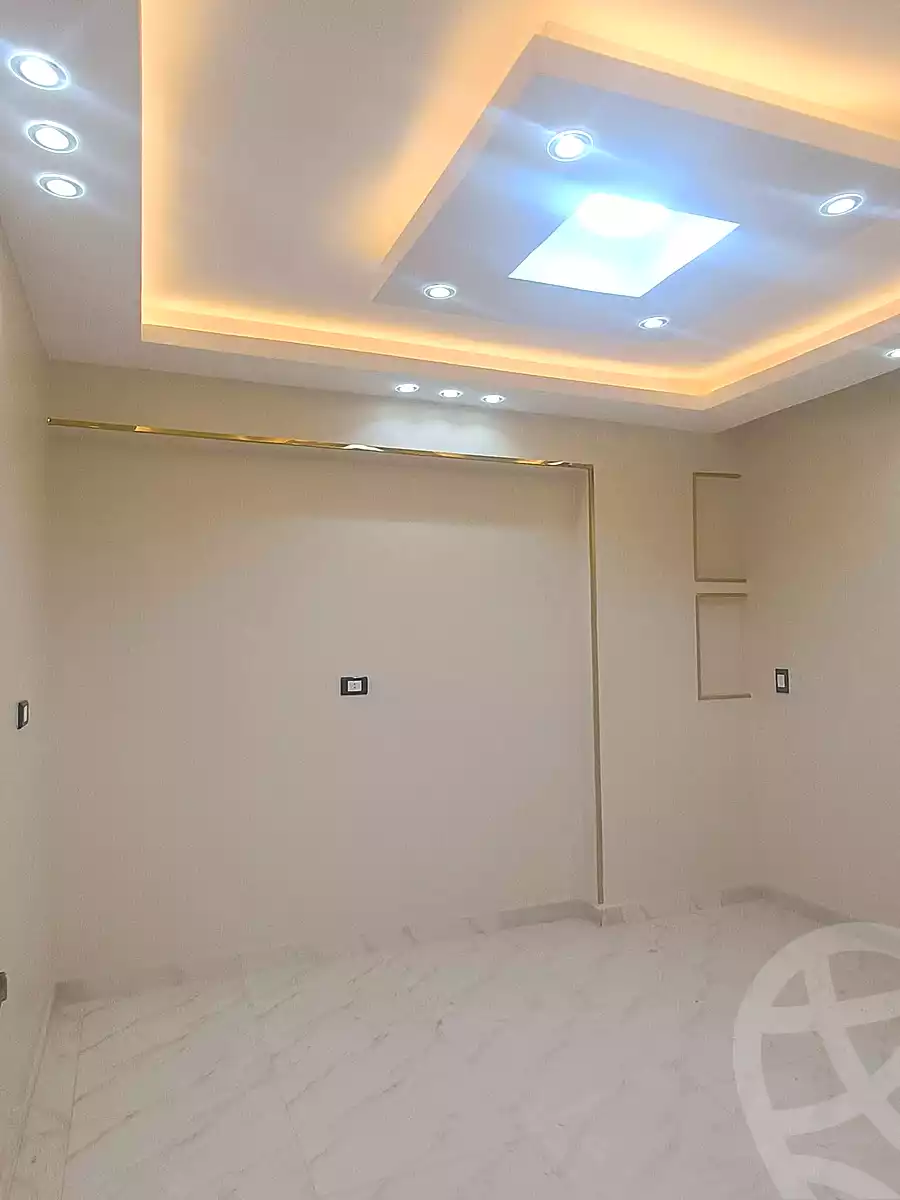 https://aqarmap.com.eg/ar/listing/7035441-for-sale-cairo-elnozha-Streettt-27