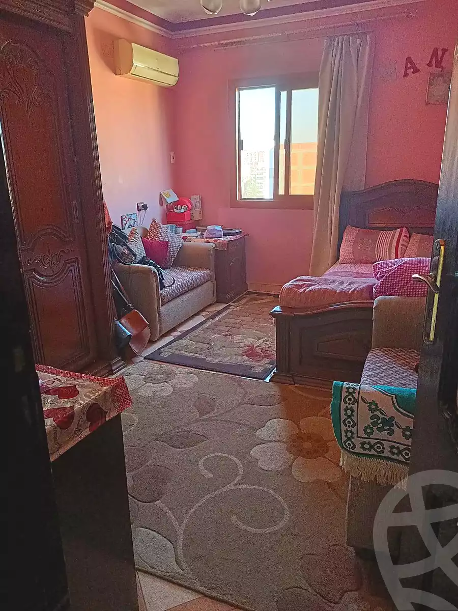 https://aqarmap.com.eg/ar/listing/7035500-for-sale-cairo-helwan-rostom-st
