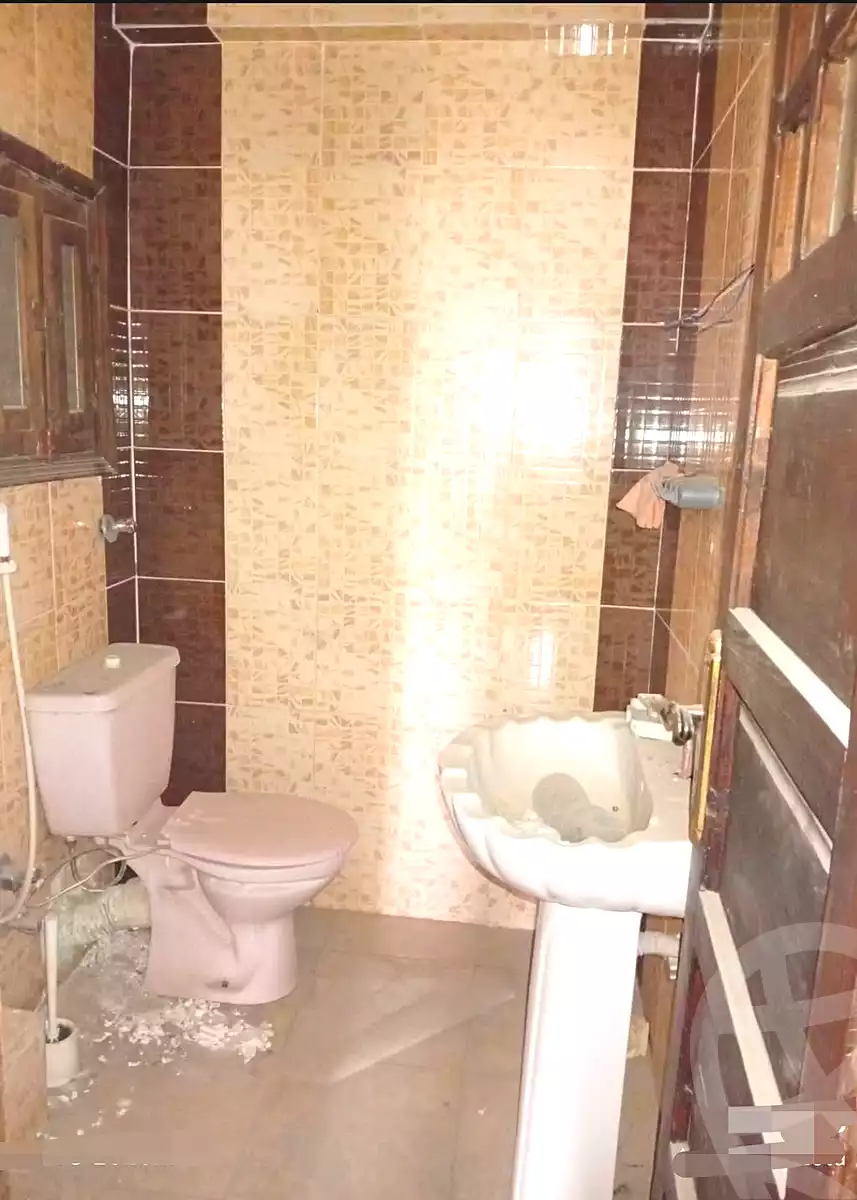 https://aqarmap.com.eg/ar/listing/7035536-for-sale-alexandria-sydy-bshr-shr-mlk-hfny