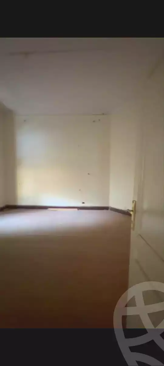 https://aqarmap.com.eg/en/listing/7035991-for-rent-cairo-downtown-kasr-el-neel-nile-corniche-st