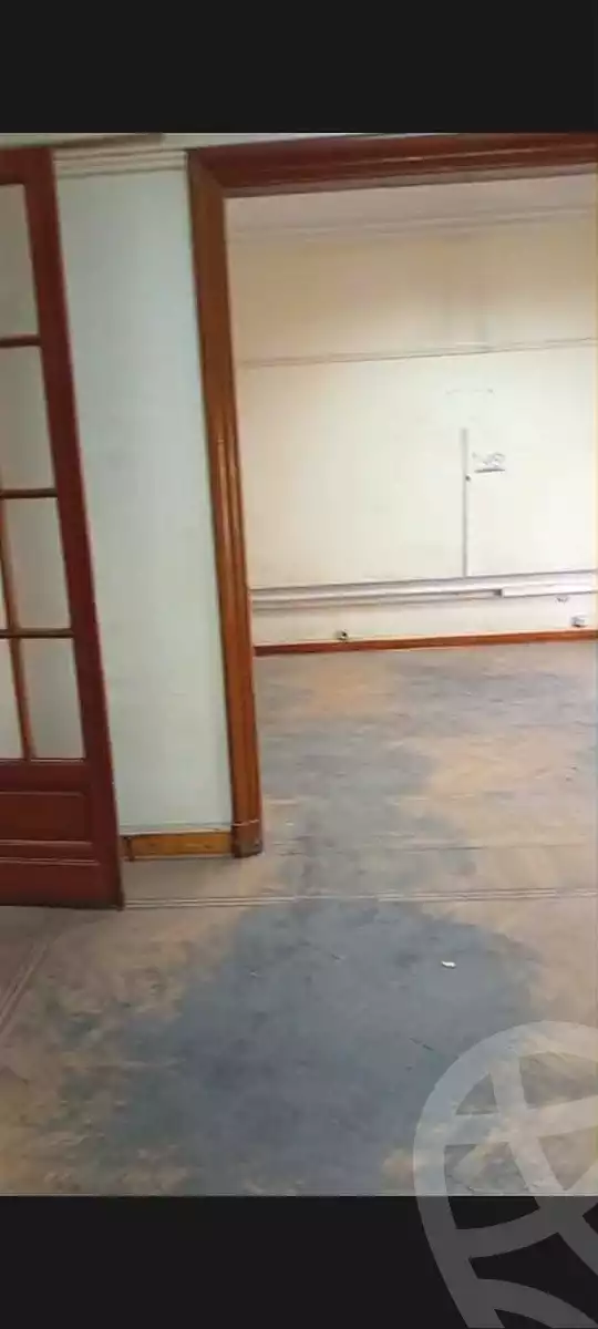 https://aqarmap.com.eg/en/listing/7036002-for-rent-cairo-downtown-el-azbakya-el-gomhoreya-st