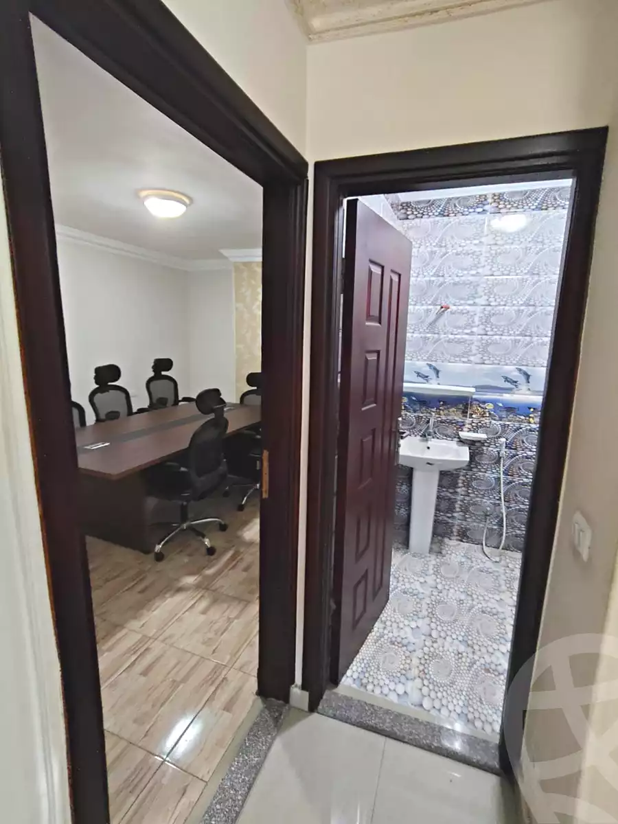 https://aqarmap.com.eg/ar/listing/7036040-for-rent-cairo-downtown-ramsis