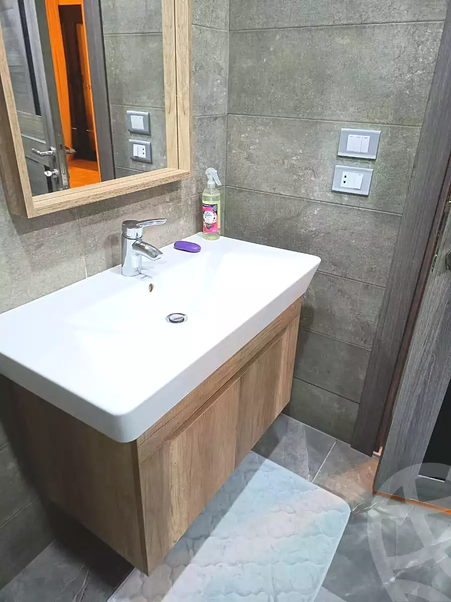 https://aqarmap.com.eg/ar/listing/7036171-for-rent-cairo-new-cairo-compounds-villette-kmbwnd-sky-kwndwz-swdyk-villette