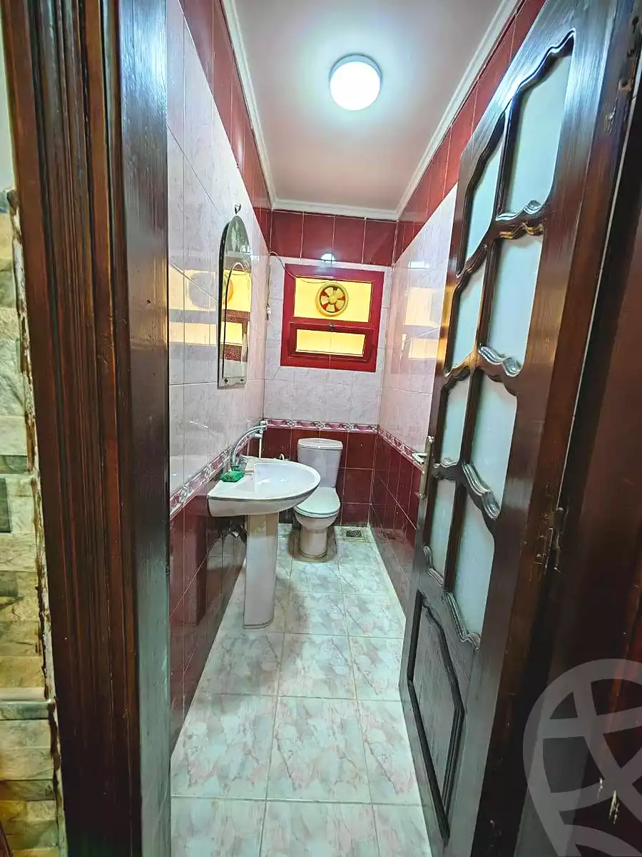 https://aqarmap.com.eg/ar/listing/7036221-for-sale-cairo-helwan-ahmed-enci-st