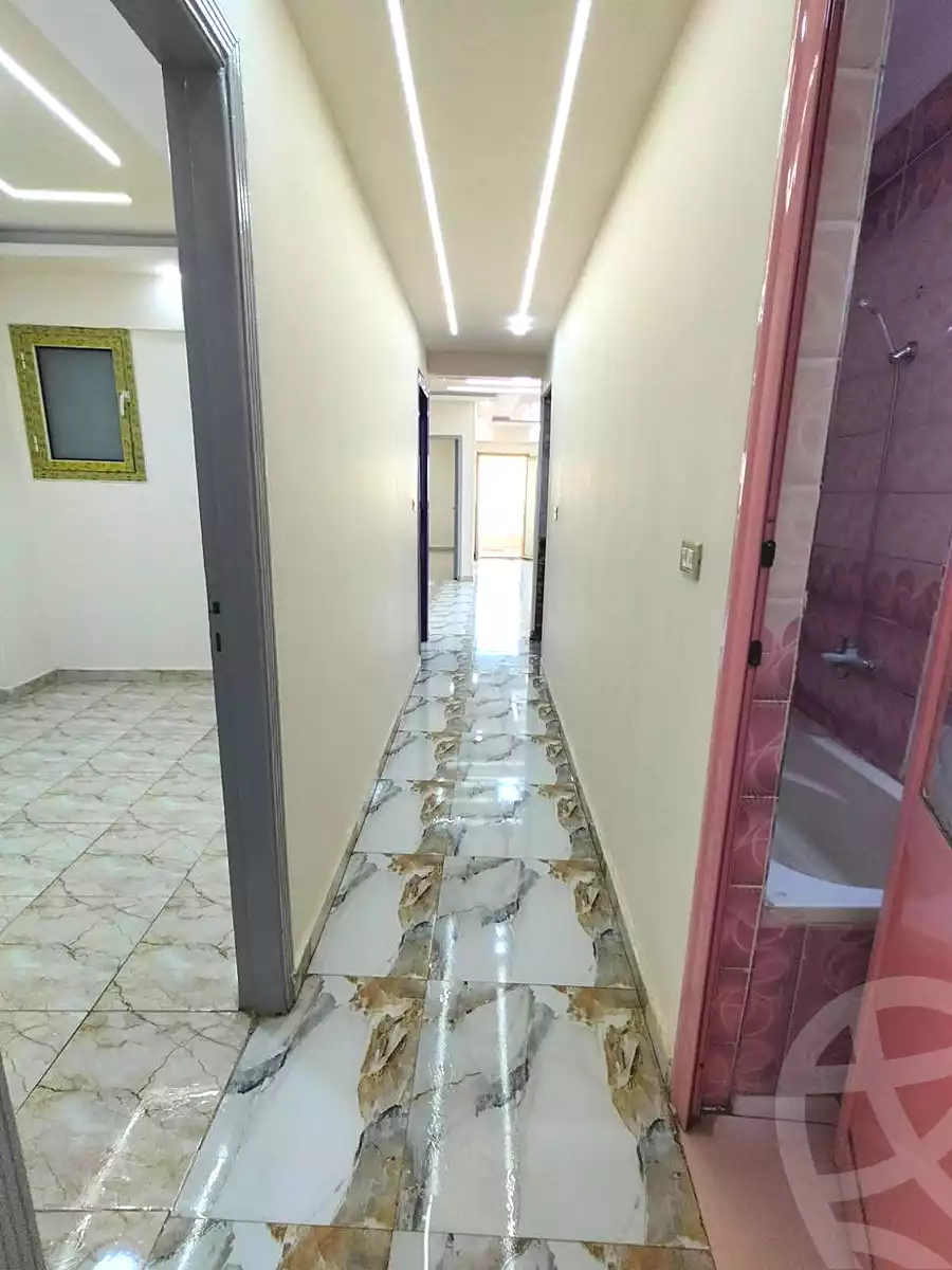 https://aqarmap.com.eg/ar/listing/7036544-for-sale-alexandria-el-asafra-shr-45