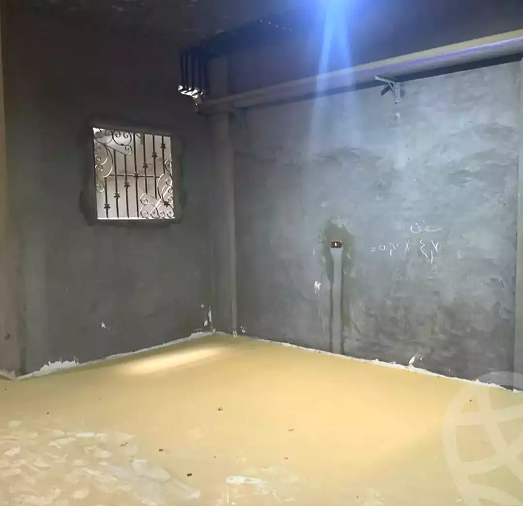 https://aqarmap.com.eg/ar/listing/7036999-for-rent-cairo-15th-of-may-manteqat-el-100-fadan