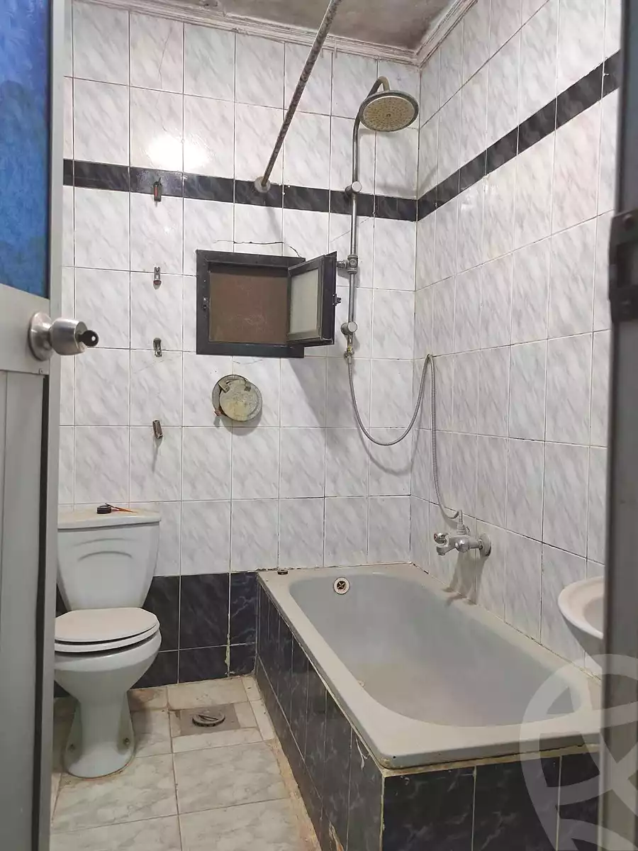 https://aqarmap.com.eg/ar/listing/7037049-for-sale-cairo-ain-shams-jsr-lswys