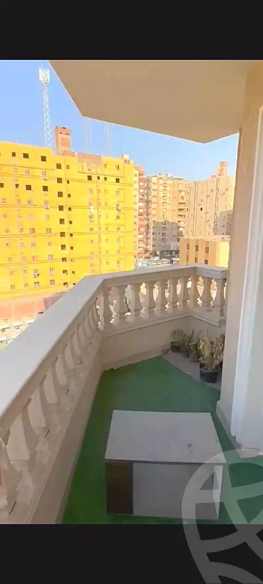 https://aqarmap.com.eg/en/listing/7037215-for-sale-cairo-helwan-hadayek-helwan-nile-corniche-st