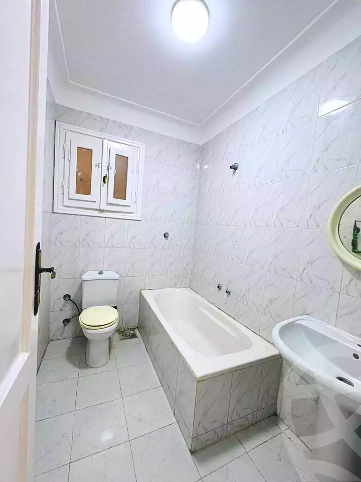 https://aqarmap.com.eg/ar/listing/7037492-for-sale-alexandria-al-agamy-shataa-el-nakheel