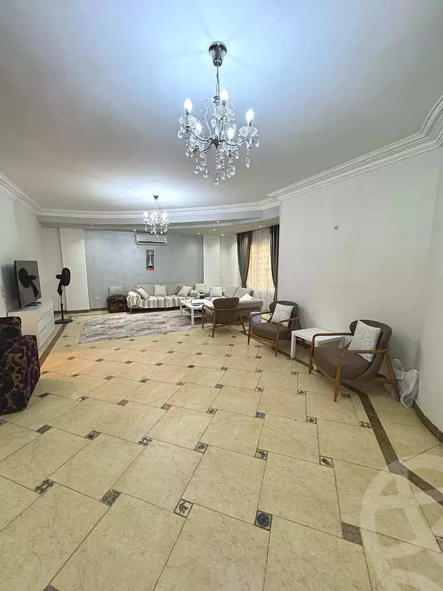 https://aqarmap.com.eg/ar/listing/7037489-for-sale-cairo-new-cairo-el-ahyaa-third-neighborhood-street-1