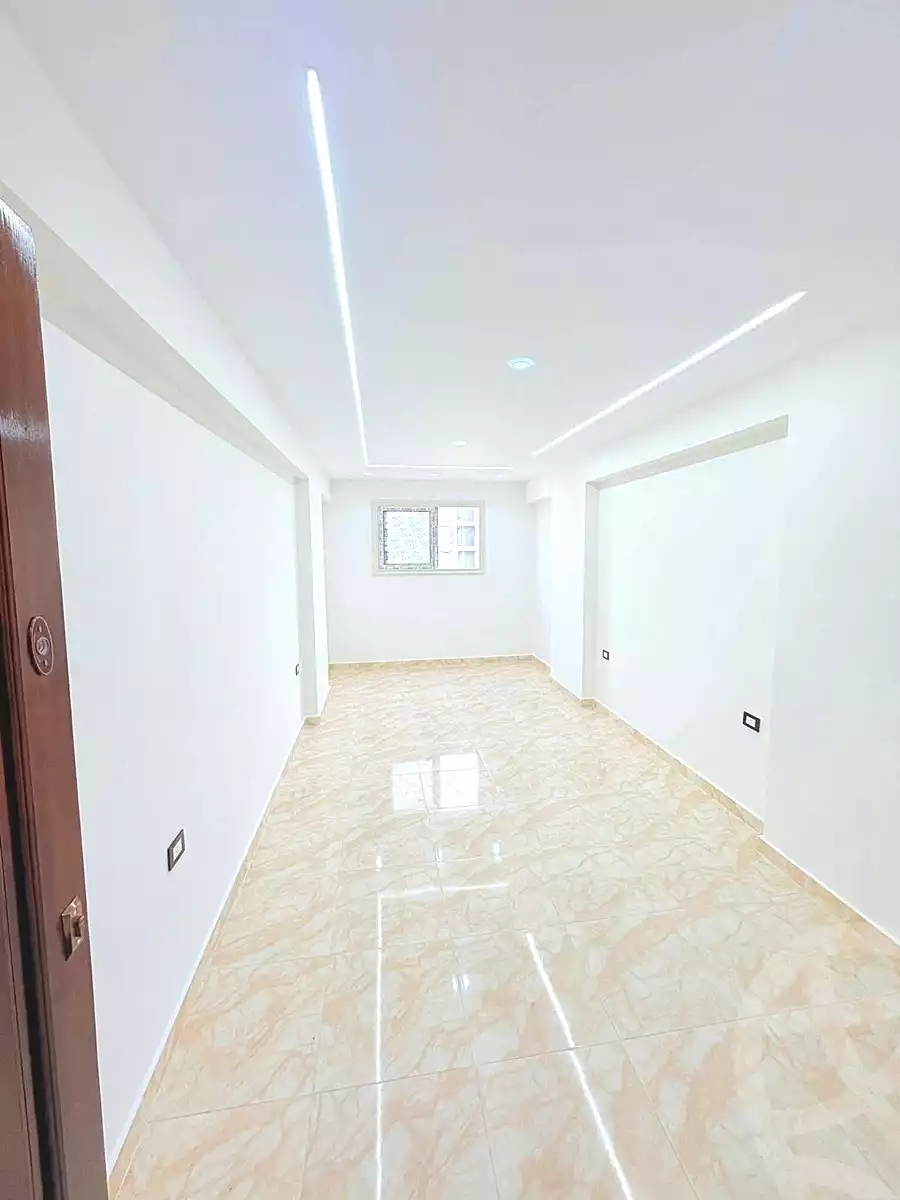 https://aqarmap.com.eg/ar/listing/7037558-for-sale-alexandria-lsywf-el-falki