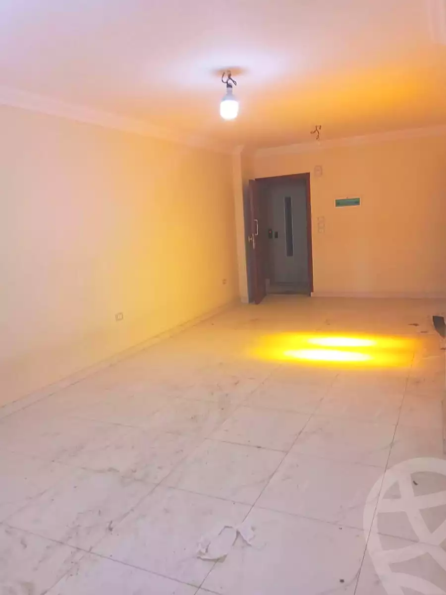 https://aqarmap.com.eg/ar/listing/7037933-for-rent-cairo-helwan-helwan-el-sharkeya-thabit-basha-st