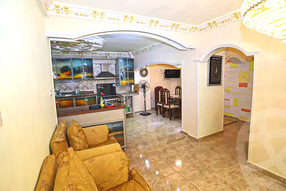 https://aqarmap.com.eg/ar/listing/7038579-for-sale-alexandria-lauran